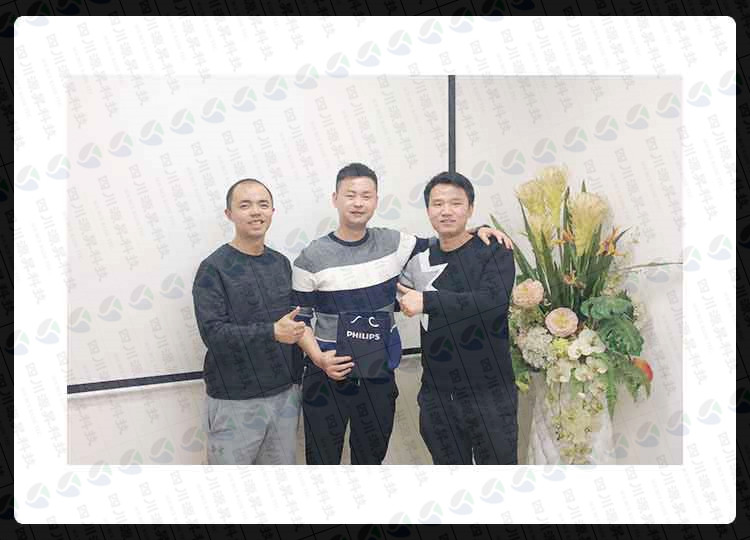 成都APP定制開發公司-四川源昇科技與美國超級盟集團達成戰略合作伙伴（自駕游APP）